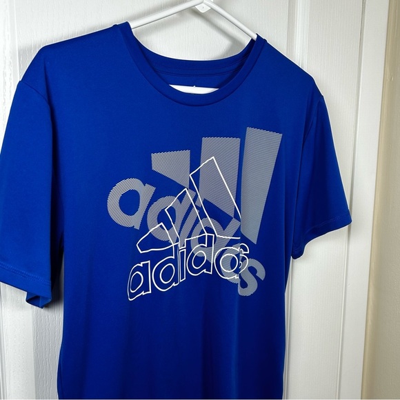 Adidas XL 18/20 Blue Athletic Shirt Moisture Wicking Graphic Tee Teens - Picture 2 of 6